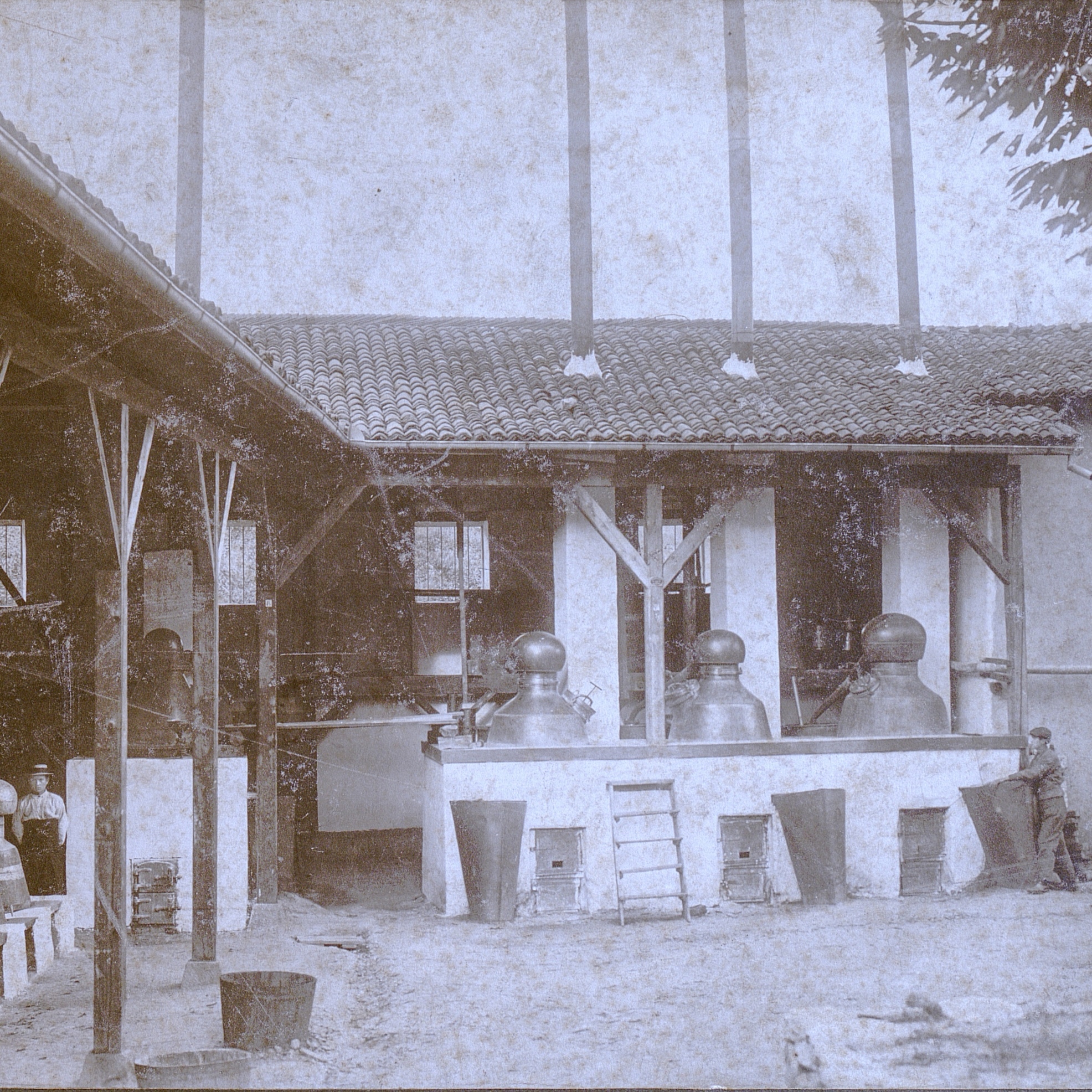 Rosary with copper cauldrons.